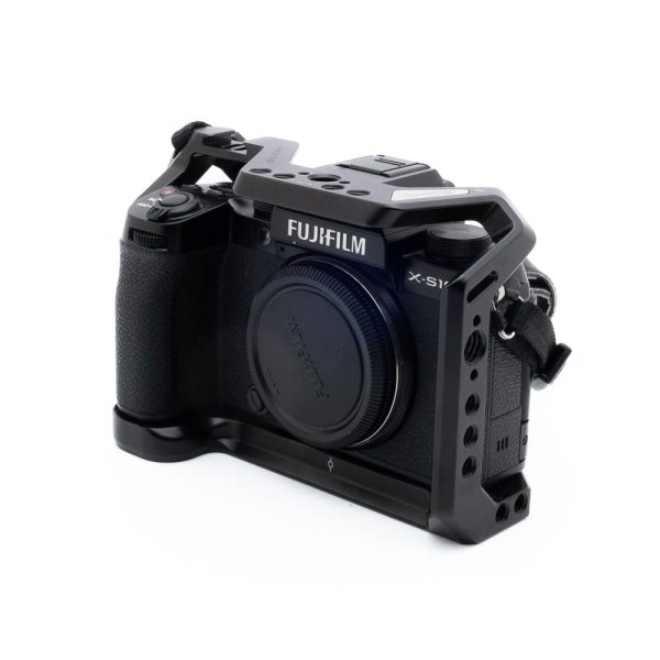 Fujifilm X-S10 + häkki (SC 12000, sis.ALV24%) – Käytetty Myydyt tuotteet 3