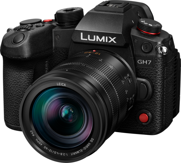 Panasonic Lumix GH7+12-60mm f/2.8-4 Leica Järjestelmäkamerat 3